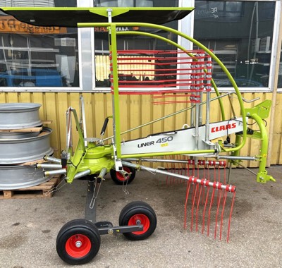 CLAAS Liner 450 Tandem + Roue de Jauge