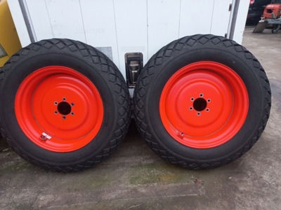 Schmalbereifung / grosser Radsatz Kubota ST 401 STA 30 / 35 / STV 32 / 36 / 40 / ST401 / STA30 / STA35 / STV32 / STV36 / STV40 usw.