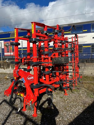 Grubber / Déchaumeur KUHN PROLANDER 500R / Kuhn Center Schweiz