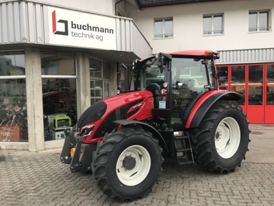 Traktor Valtra A115 H4