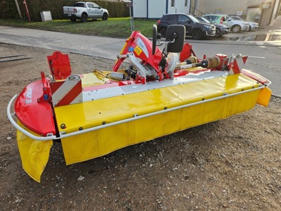 Faucheuse frontale Pottinger Novacat 301 classic