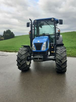 New Holland T4030