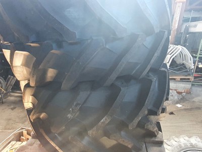 2 Reifen Trelleborg 540/65R26 Traktor / Häcksler 5406526