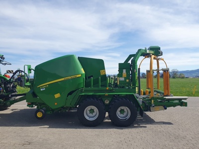 John Deere  F441R Rundballenpresse/ Kombi/ Göweil