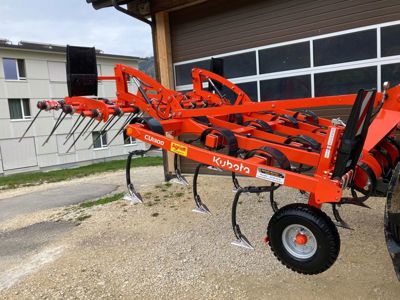 Cultivateur Kubota CU 1300 / Kverneland Bio Turbo SwissTop