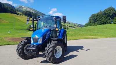 Traktor New Holland T4.75 Stage V Demomaschine