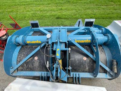 Bêcheuse Imants 57SX300H