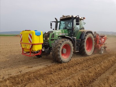 APV Liquid Fertilizer LF600M1, Flüssigdünger-Fronttank mit Dosiereinheit