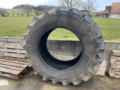 Reifen Trelleborg 710/70R42