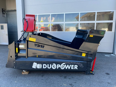 Einstreugerät Hurrican DUO Power für den Lader oder Traktor Demo