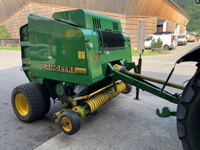 John Deere 575 C