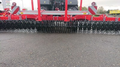 Rotocare V 6600 Pöttinger Rollhacke