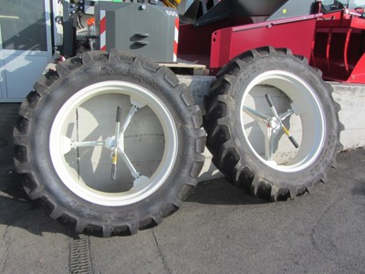 Doppelräder 320/85 R32 (12.4R32) System Müller neu