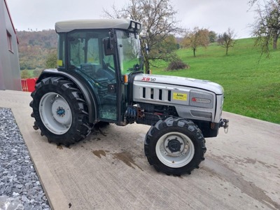 Traktor Hürlimann SX90 Schmalspur