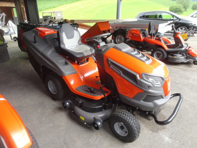 Rasentraktor Husqvarna TC 242TX