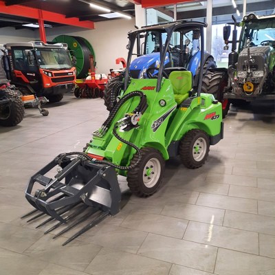 Hoflader Avant 423 Neu