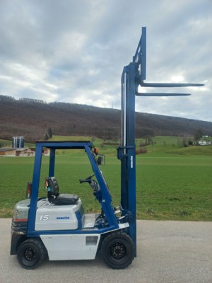 Benzinstapler Stapler Komatsu FG15 , Automat , Seitenschieber , lange Gabeln , Gabelstapler Hubstapler