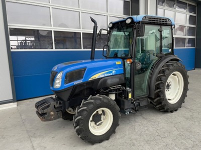 New Holland T4030V Schmalspur