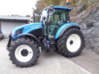 Traktor New Holland T5.120UH mit Kabinenfederung