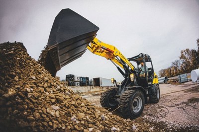 Hoflader Hoftrac Gehl Manitou Knicklader Weidemann Kompaktlader Hofschlepper Pneulader