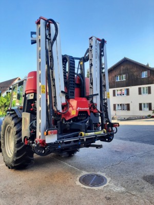 Feldspritze IXTER A 1000L mit Innenreinigung Wagen