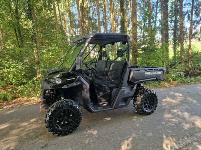 CAN-AM Traxter HD9