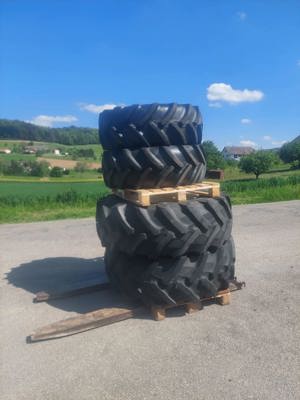 Kompletträder 480/70R30 380/70R20