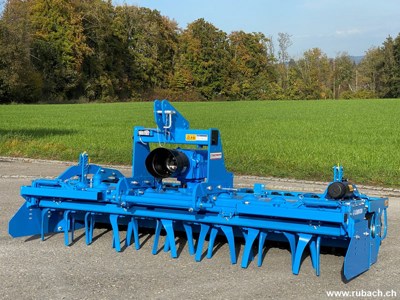 Lemken, Zirkon 12/300 (bis 230 PS) >> 12 Rotoren, Trapezscheibenwalze, Planierbalken hinten