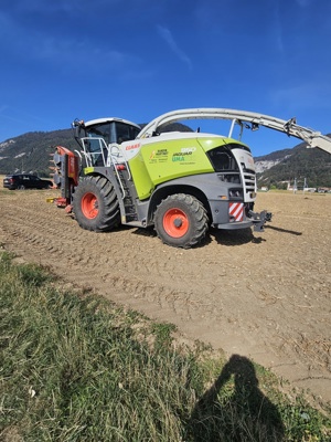 Claas Ensileuse Jaguar 950