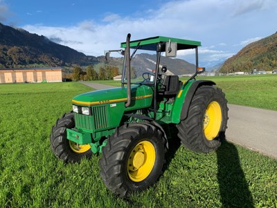 John Deere 5300 4x4