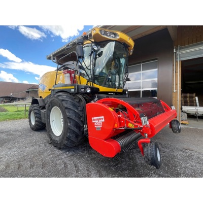 Selbstfahrhäcksler New Holland FR 700