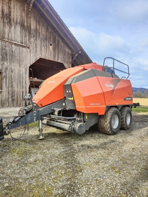 Kuhn Quaderballenpresse LSB1290D / XL Dosieranlage