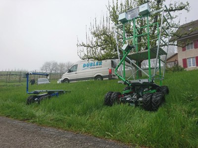 Mehrzweckwagen Obstarbeitsbühne Frucotec Berglady