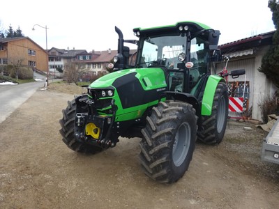 Traktor  Deutz 5115 GS mit Druckluftanlage