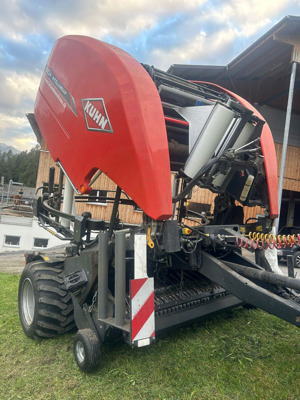 Ballenpresse Kuhn I-Bio OC14