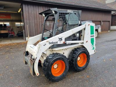 Chargeur compact Bobcat 643