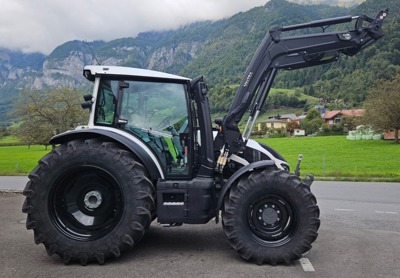 Valtra G135 Active