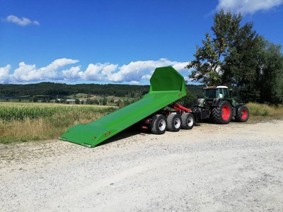 Tridem-Hakengerät ITRUNNER bei Marolf, Remorque Multi-Benne B.O.B