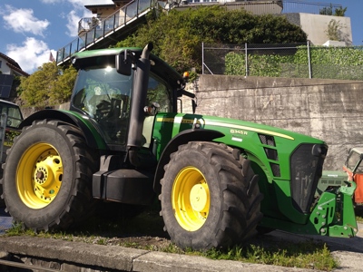 John Deere 8345R