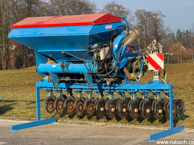 Lemken Solitair 9/300, mit Tiefenführungsrollen