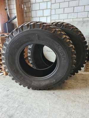 Reifen Nokian TRI2 480/80 R30 bespiket