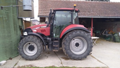 Case Farmall 105U