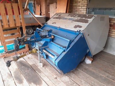 Kehrmaschine MOREL 2200 T