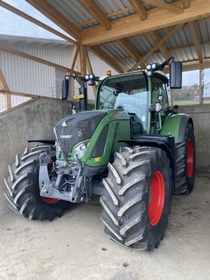 Traktor Fendt 724 Profi Plus