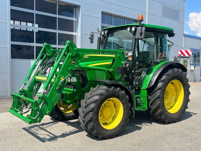 John Deere 5090R mit Frontlader 583