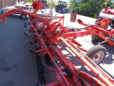 Kuhn GF 8702 T