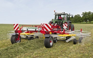 Kreiselschwader Mittenschwader Doppelschwader Pöttinger TOP 762 C