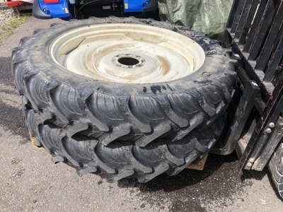 Räder 270 / 85 R38