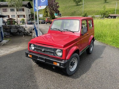 Suzuki Samurai 40KM/H,  Kategorie F