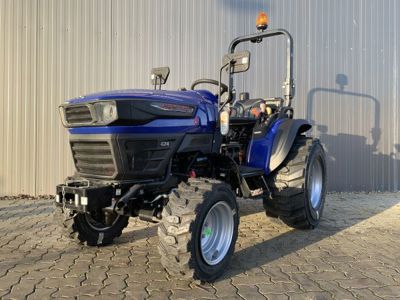 Traktor FARMTRAC 22  Mit INDUSTRIEBEREIFUNG